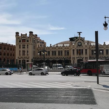 Bam ! Centro ! Centre ! Zentrum ! Lägenhet Valencia Exteriör bild